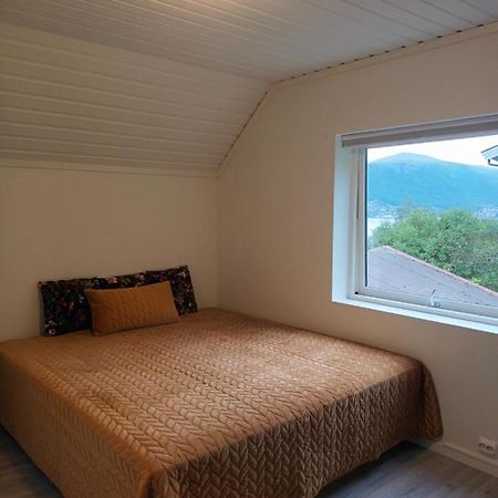 Olgas Apartment Тромсьо Екстериор снимка